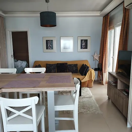 Christina-2 Appartement Peraía