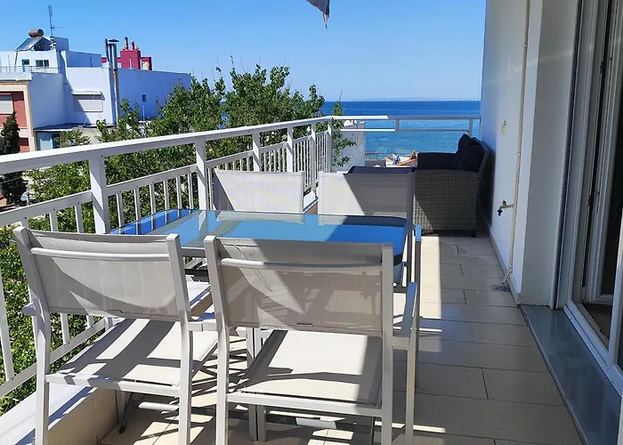 Christina-2 * Peraía