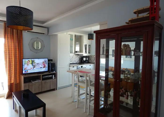 公寓 Christina-2 Peraía